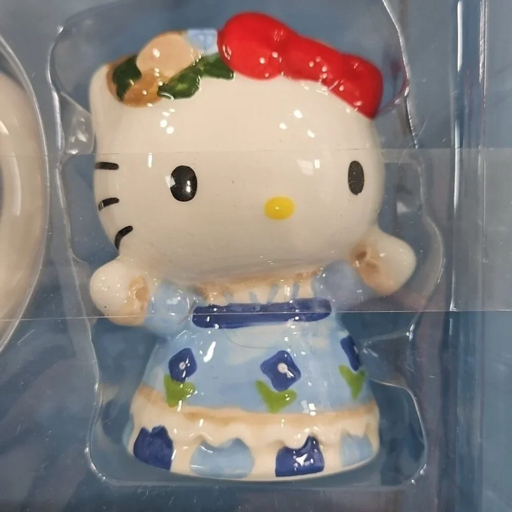 Hello Kitty hello kitty